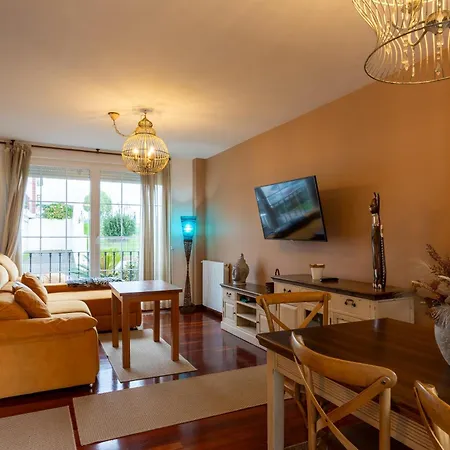 Cuetos, Casa 6 Personas Con Jardin Y Parking, A Pocos Minutos De Дом отдыха