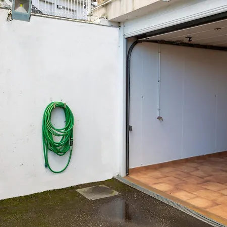 Cuetos, Casa 6 Personas Con Jardin Y Parking, A Pocos Minutos De *