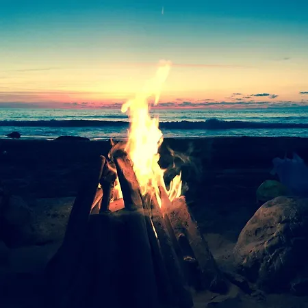 Cuetos, Casa 6 Personas Con Jardin Y Parking, A Pocos Minutos De *