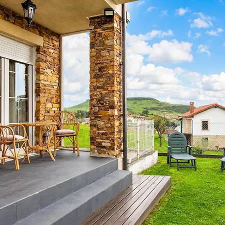 Cuetos, Casa 6 Personas Con Jardin Y Parking, A Pocos Minutos De *