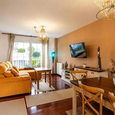 Cuetos, Casa 6 Personas Con Jardin Y Parking, A Pocos Minutos De Feriehus
