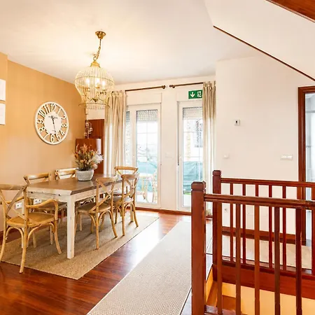 Cuetos, Casa 6 Personas Con Jardin Y Parking, A Pocos Minutos De