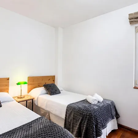 Cuetos, Casa 6 Personas Con Jardin Y Parking, A Pocos Minutos De